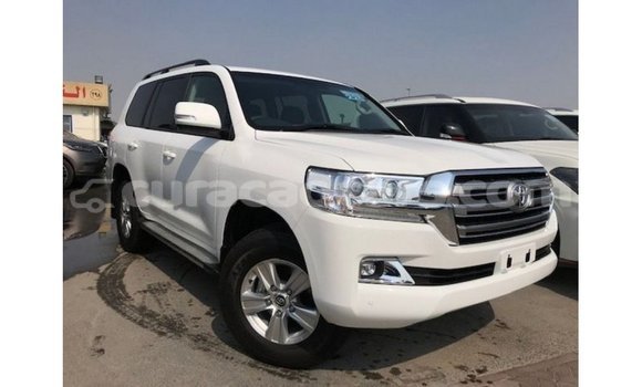 Buy Import Toyota Land Cruiser White Car in Import - Dubai in Curacao Buy Import Toyota Land Cruiser White Car in Import - Dubai in Curacao