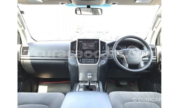 Buy Import Toyota Land Cruiser White Car in Import - Dubai in Curacao Buy Import Toyota Land Cruiser White Car in Import - Dubai in Curacao