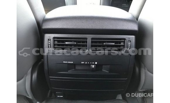 Buy Import Toyota Land Cruiser White Car in Import - Dubai in Curacao Buy Import Toyota Land Cruiser White Car in Import - Dubai in Curacao