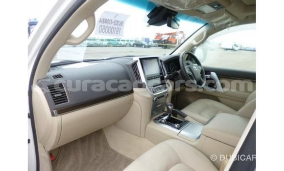 Buy Import Toyota Land Cruiser White Car in Import - Dubai in Curacao Buy Import Toyota Land Cruiser White Car in Import - Dubai in Curacao