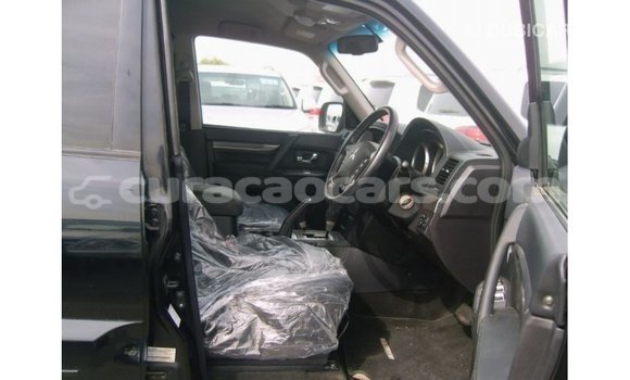 Buy Import Mitsubishi Pajero Black Car in Import - Dubai in Curacao Buy Import Mitsubishi Pajero Black Car in Import - Dubai in Curacao