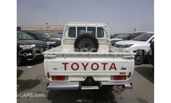 Buy Import Toyota Land Cruiser White Car in Import - Dubai in Curacao Buy Import Toyota Land Cruiser White Car in Import - Dubai in Curacao