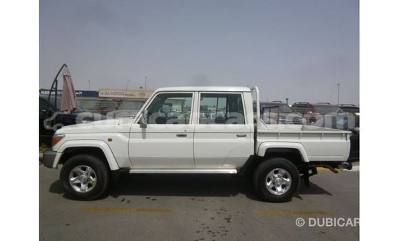 Buy Import Toyota Land Cruiser White Car in Import - Dubai in Curacao Buy Import Toyota Land Cruiser White Car in Import - Dubai in Curacao