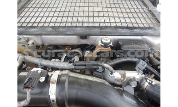 Buy Import Toyota Land Cruiser White Car in Import - Dubai in Curacao Buy Import Toyota Land Cruiser White Car in Import - Dubai in Curacao