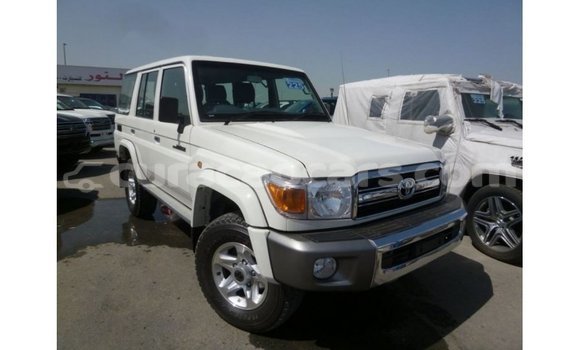 Buy Import Toyota Land Cruiser White Car in Import - Dubai in Curacao Buy Import Toyota Land Cruiser White Car in Import - Dubai in Curacao