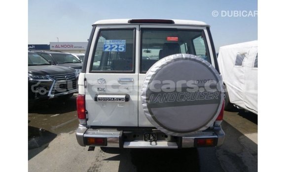 Buy Import Toyota Land Cruiser White Car in Import - Dubai in Curacao Buy Import Toyota Land Cruiser White Car in Import - Dubai in Curacao