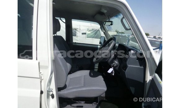 Buy Import Toyota Land Cruiser White Car in Import - Dubai in Curacao Buy Import Toyota Land Cruiser White Car in Import - Dubai in Curacao