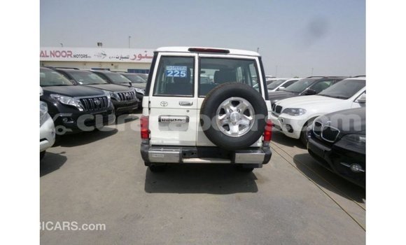 Buy Import Toyota Land Cruiser White Car in Import - Dubai in Curacao Buy Import Toyota Land Cruiser White Car in Import - Dubai in Curacao
