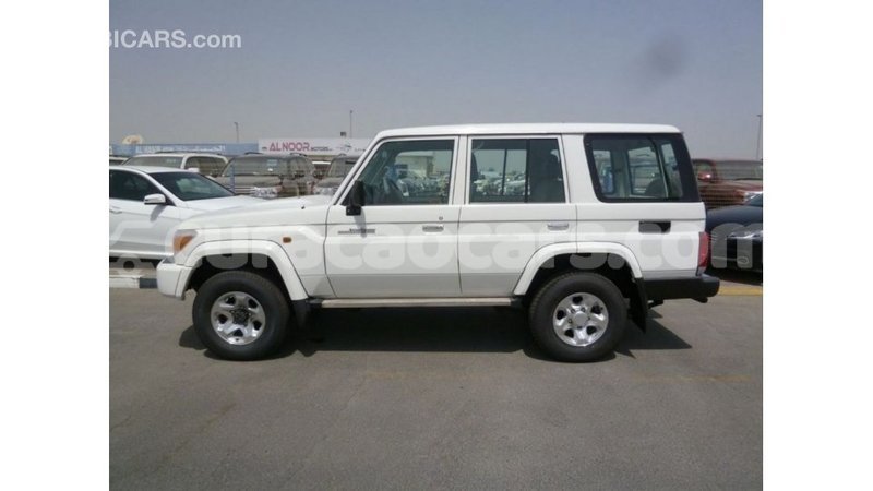 Big with watermark toyota land cruiser curacao import dubai 2302