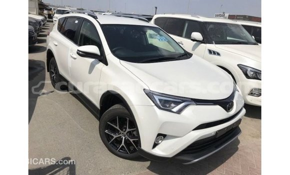 Buy Import Toyota 4Runner White Car in Import - Dubai in Curacao Buy Import Toyota 4Runner White Car in Import - Dubai in Curacao