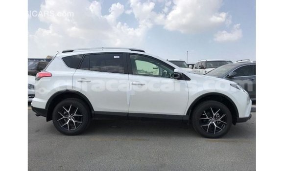 Buy Import Toyota 4Runner White Car in Import - Dubai in Curacao Buy Import Toyota 4Runner White Car in Import - Dubai in Curacao