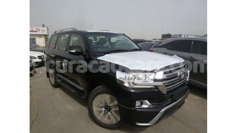 Big with watermark toyota land cruiser curacao import dubai 2333