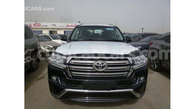 Big with watermark toyota land cruiser curacao import dubai 2333