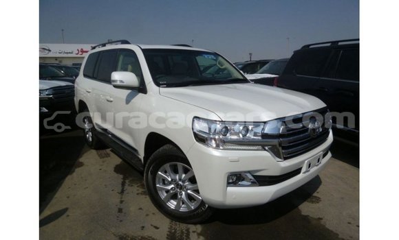 Buy Import Toyota Land Cruiser White Car in Import - Dubai in Curacao Buy Import Toyota Land Cruiser White Car in Import - Dubai in Curacao