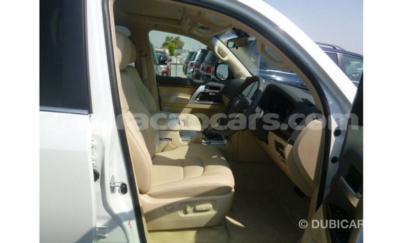 Buy Import Toyota Land Cruiser White Car in Import - Dubai in Curacao Buy Import Toyota Land Cruiser White Car in Import - Dubai in Curacao