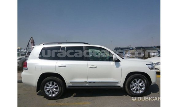 Buy Import Toyota Land Cruiser White Car in Import - Dubai in Curacao Buy Import Toyota Land Cruiser White Car in Import - Dubai in Curacao