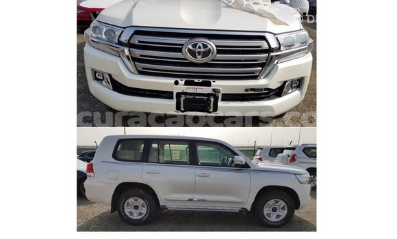 Buy Import Toyota Land Cruiser White Car in Import - Dubai in Curacao Buy Import Toyota Land Cruiser White Car in Import - Dubai in Curacao