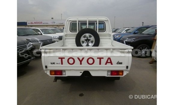 Buy Import Toyota Land Cruiser White Car in Import - Dubai in Curacao Buy Import Toyota Land Cruiser White Car in Import - Dubai in Curacao