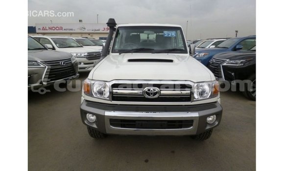 Buy Import Toyota Land Cruiser White Car in Import - Dubai in Curacao Buy Import Toyota Land Cruiser White Car in Import - Dubai in Curacao