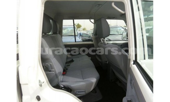 Buy Import Toyota Land Cruiser White Car in Import - Dubai in Curacao Buy Import Toyota Land Cruiser White Car in Import - Dubai in Curacao