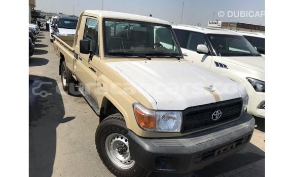 Buy Import Toyota Land Cruiser Beige Car in Import - Dubai in Curacao Buy Import Toyota Land Cruiser Beige Car in Import - Dubai in Curacao