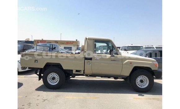 Buy Import Toyota Land Cruiser Beige Car in Import - Dubai in Curacao Buy Import Toyota Land Cruiser Beige Car in Import - Dubai in Curacao