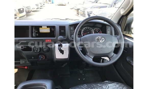 Buy Import Toyota Hiace White Car in Import - Dubai in Curacao Buy Import Toyota Hiace White Car in Import - Dubai in Curacao
