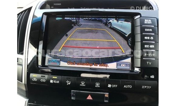 Buy Import Toyota Land Cruiser White Car in Import - Dubai in Curacao Buy Import Toyota Land Cruiser White Car in Import - Dubai in Curacao
