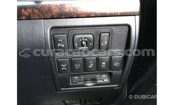 Buy Import Toyota Land Cruiser White Car in Import - Dubai in Curacao Buy Import Toyota Land Cruiser White Car in Import - Dubai in Curacao