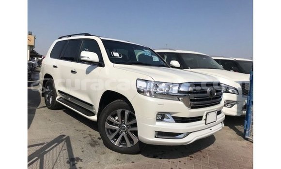 Buy Import Toyota Land Cruiser White Car in Import - Dubai in Curacao Buy Import Toyota Land Cruiser White Car in Import - Dubai in Curacao