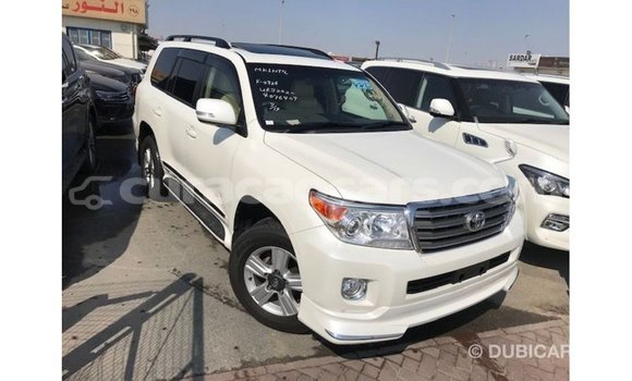 Buy Import Toyota Land Cruiser White Car in Import - Dubai in Curacao Buy Import Toyota Land Cruiser White Car in Import - Dubai in Curacao