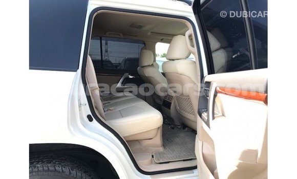 Buy Import Toyota Land Cruiser White Car in Import - Dubai in Curacao Buy Import Toyota Land Cruiser White Car in Import - Dubai in Curacao