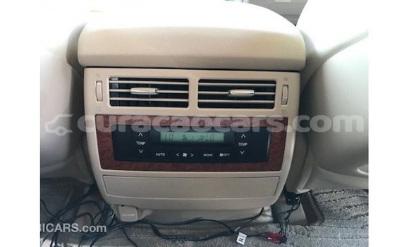 Buy Import Toyota Land Cruiser White Car in Import - Dubai in Curacao Buy Import Toyota Land Cruiser White Car in Import - Dubai in Curacao