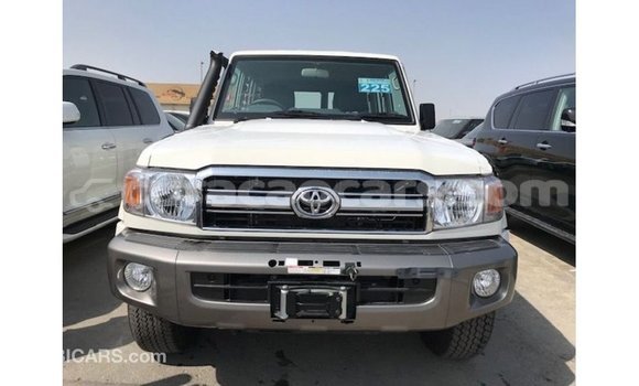 Buy Import Toyota Land Cruiser White Car in Import - Dubai in Curacao Buy Import Toyota Land Cruiser White Car in Import - Dubai in Curacao