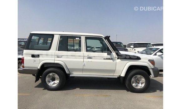 Buy Import Toyota Land Cruiser White Car in Import - Dubai in Curacao Buy Import Toyota Land Cruiser White Car in Import - Dubai in Curacao
