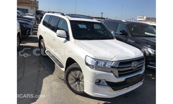 Buy Import Toyota Land Cruiser White Car in Import - Dubai in Curacao Buy Import Toyota Land Cruiser White Car in Import - Dubai in Curacao