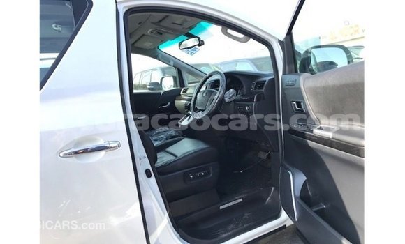 Buy Import Toyota Vellfire White Car in Import - Dubai in Curacao Buy Import Toyota Vellfire White Car in Import - Dubai in Curacao