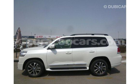 Buy Import Toyota Land Cruiser White Car in Import - Dubai in Curacao Buy Import Toyota Land Cruiser White Car in Import - Dubai in Curacao