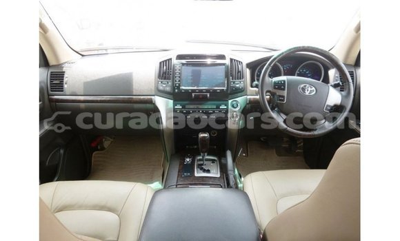 Buy Import Toyota Land Cruiser White Car in Import - Dubai in Curacao Buy Import Toyota Land Cruiser White Car in Import - Dubai in Curacao