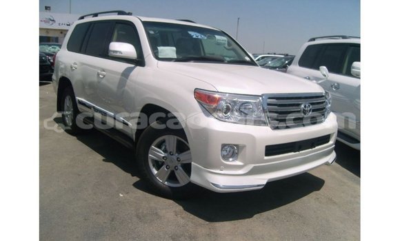 Buy Import Toyota Land Cruiser White Car in Import - Dubai in Curacao Buy Import Toyota Land Cruiser White Car in Import - Dubai in Curacao