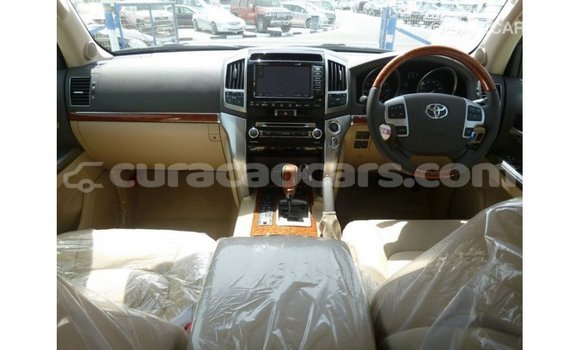 Buy Import Toyota Land Cruiser White Car in Import - Dubai in Curacao Buy Import Toyota Land Cruiser White Car in Import - Dubai in Curacao