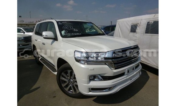 Buy Import Toyota Land Cruiser White Car in Import - Dubai in Curacao Buy Import Toyota Land Cruiser White Car in Import - Dubai in Curacao