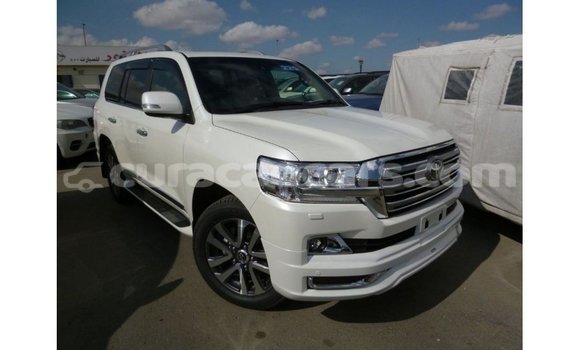 Buy Import Toyota Land Cruiser White Car in Import - Dubai in Curacao Buy Import Toyota Land Cruiser White Car in Import - Dubai in Curacao