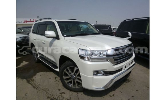 Buy Import Toyota Land Cruiser White Car in Import - Dubai in Curacao Buy Import Toyota Land Cruiser White Car in Import - Dubai in Curacao