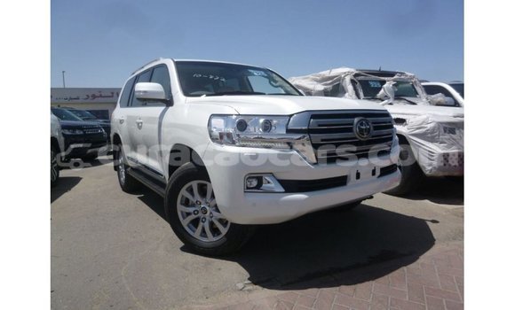 Buy Import Toyota Land Cruiser White Car in Import - Dubai in Curacao Buy Import Toyota Land Cruiser White Car in Import - Dubai in Curacao