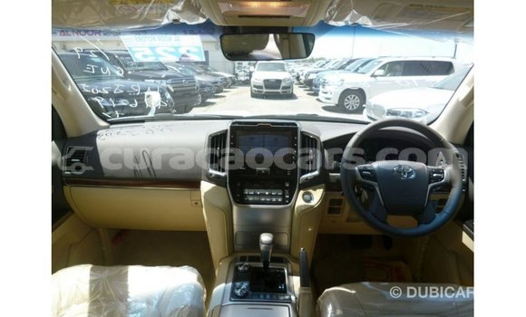 Buy Import Toyota Land Cruiser White Car in Import - Dubai in Curacao Buy Import Toyota Land Cruiser White Car in Import - Dubai in Curacao