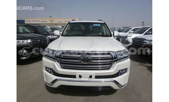 Buy Import Toyota Land Cruiser White Car in Import - Dubai in Curacao Buy Import Toyota Land Cruiser White Car in Import - Dubai in Curacao