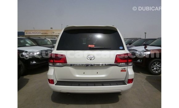 Buy Import Toyota Land Cruiser White Car in Import - Dubai in Curacao Buy Import Toyota Land Cruiser White Car in Import - Dubai in Curacao
