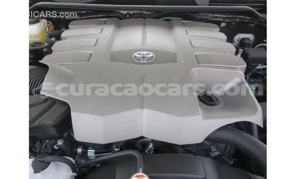 Buy Import Toyota Land Cruiser White Car in Import - Dubai in Curacao Buy Import Toyota Land Cruiser White Car in Import - Dubai in Curacao