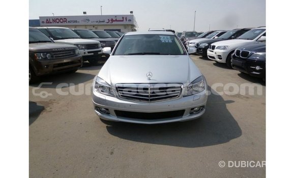 Buy Import Mercedes-Benz 200 Other Car in Import - Dubai in Curacao Buy Import Mercedes-Benz 200 Other Car in Import - Dubai in Curacao